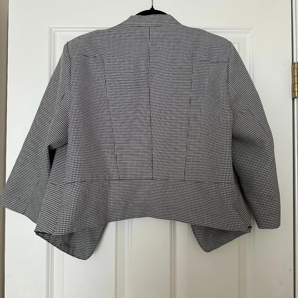 NWOT * T.Milano Blazer with Leather Underlay - Size 16 - Picture 3 of 4